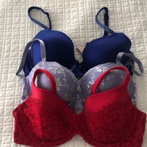 Lot of 3 Victoria’s Secret Bras 34D